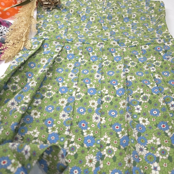 Tory Burch Floral Multi-colored  Sleeveless Pleated Travel Dress. Sz S - Picture 7 of 16